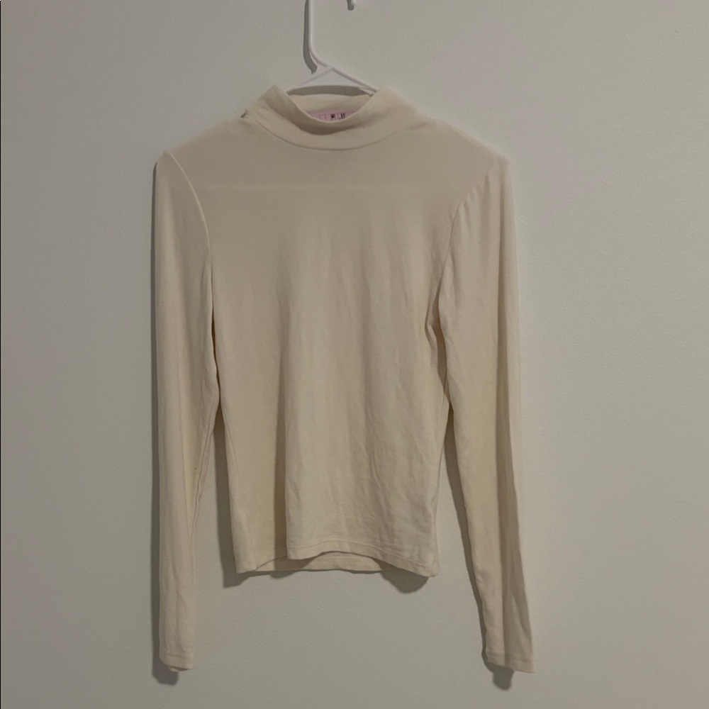 Wild Fable Cream Long Sleeve Women's Top